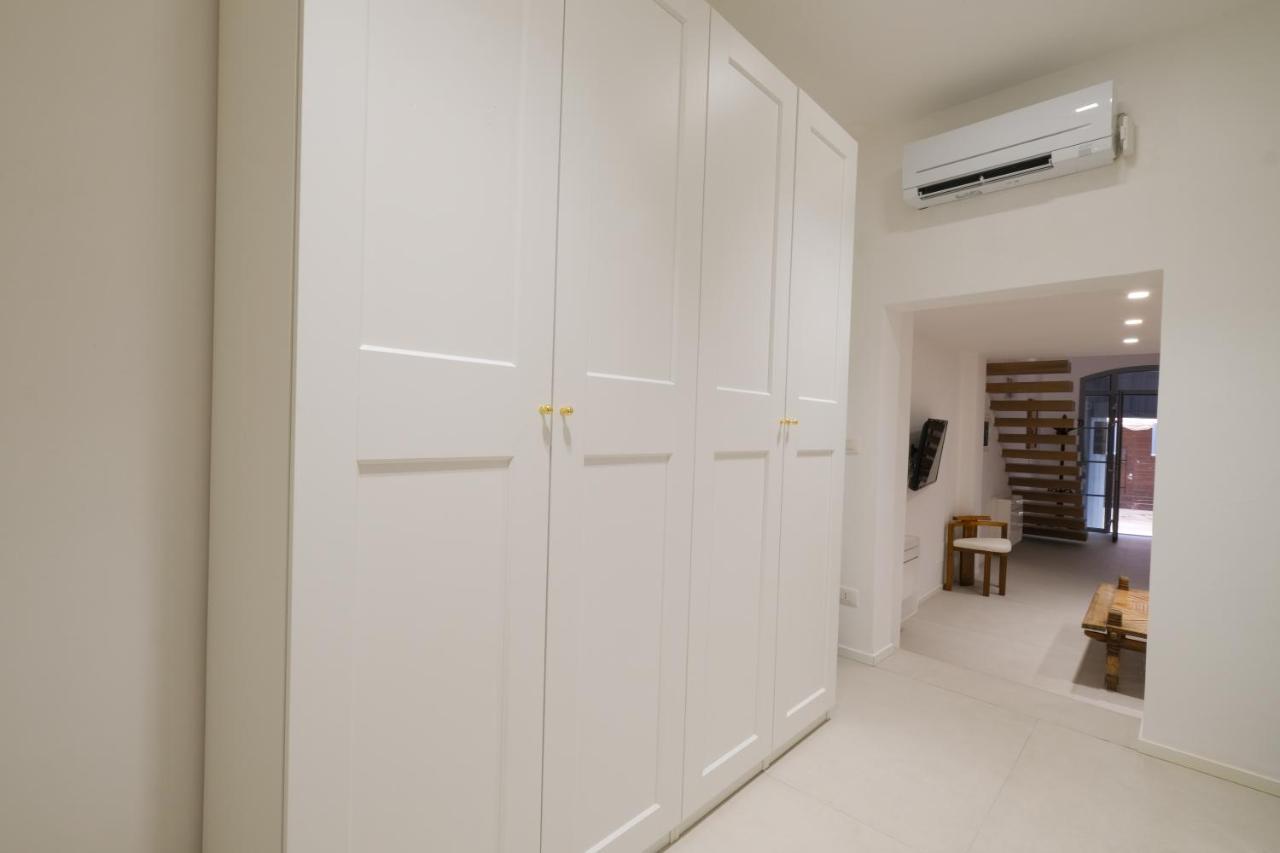 Old Stone House Apartment Bari Exterior foto
